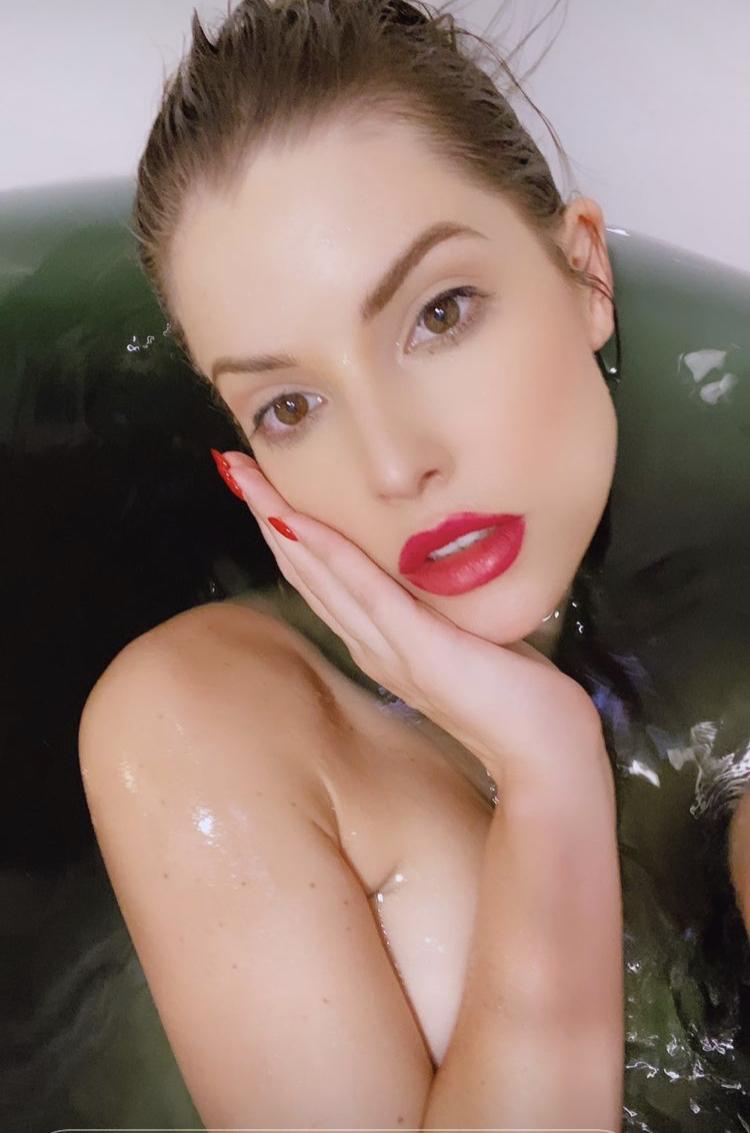 Influencers Nipple Leaked - Onlyfans Nude Amanda Cerny Set Slip Amanda Cerny