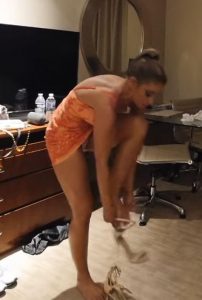 Jen Smith Upskirt NVKWLN