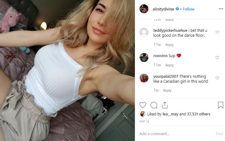 Alinity – The nude leak (rumored nude) ⋆ - Capture 309