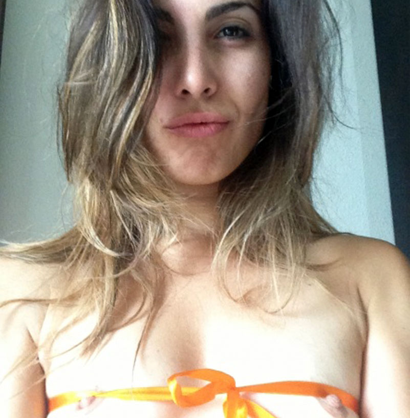 Carly Pope Nude Leaked Selfies, Porn, and Hot Pics - OnlyFans Leaked Nudes.