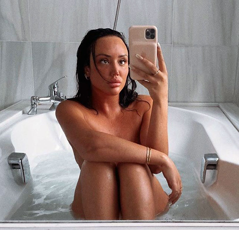 Charlotte Crosby Nude Photos Collection - 00 Charlotte Crosby Nude