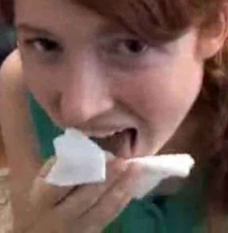 Ellie Kemper Nude Leaked Photos and Porn Video - 00 Ellie Kemper Nude