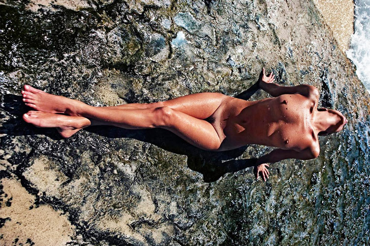 Kate Moss Nude Bush & Tits — Full Frontal Nudity ! - 11 Kate Moss Nude Naked