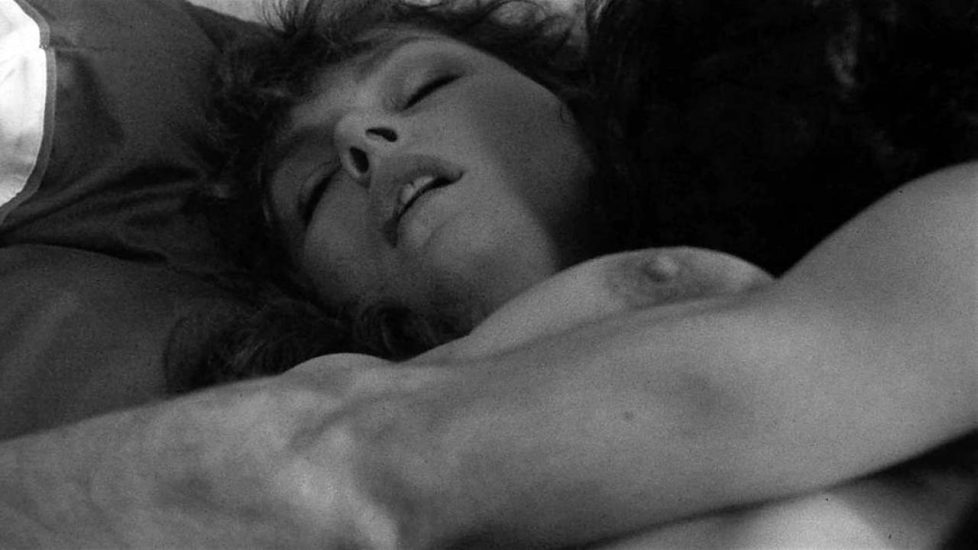 Bonnie Bedelia Nude Sex Scene from 'The Stranger' .