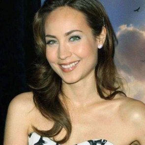 Courtney Ford - Nude Celebrities