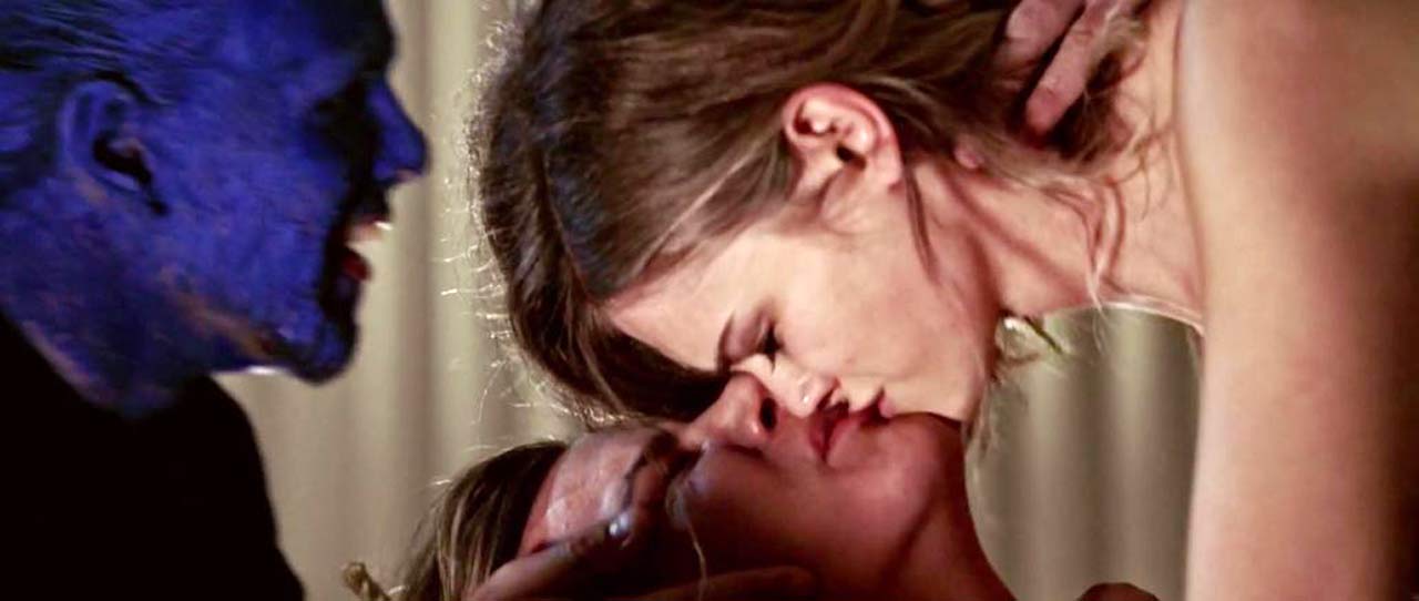 Natalie Burn & Anna Shields Forced Kiss from 'The Executioners&apo...