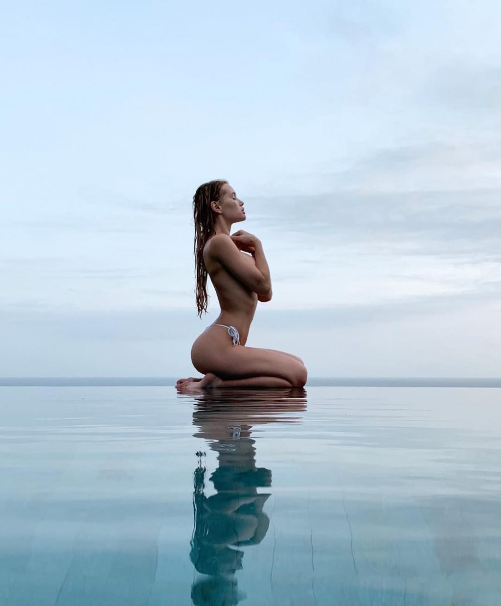Olya Abramovich Nude & Sexy (70 Photos) .