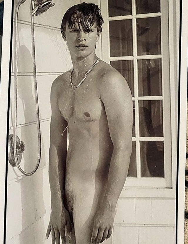 Ansel Elgort Nude LEAKED Bulge Pics & Private Porn Video.