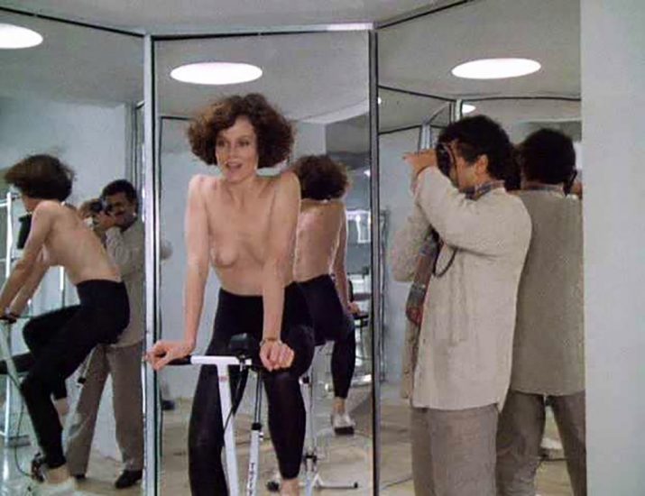 Here is the Sigourney Weaver nude scene from 'Death and the Maiden&apo...