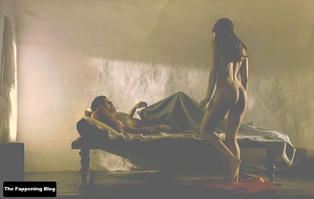 Freida Pinto Nude & Sexy Collection (89 Photos + Videos) .