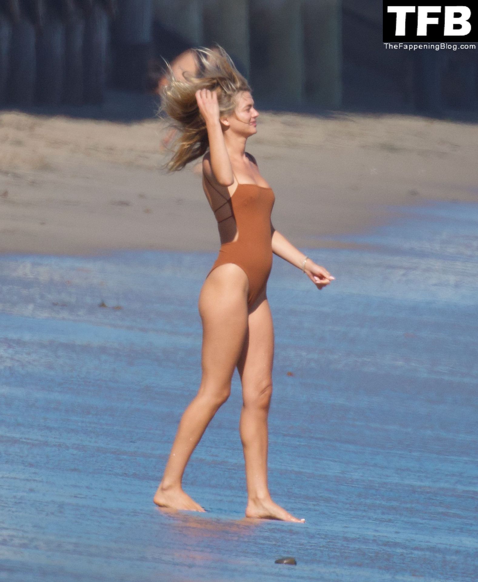 Megan Blake Irwin Hits the Beach in Malibu (30 Photos) - OnlyFans Leaked Nudes