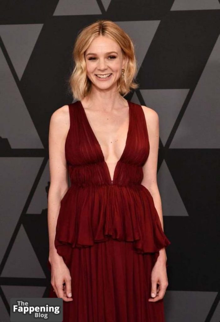 Carey Mulligan Nude & Sexy Collection (40 Photos + Videos) 4