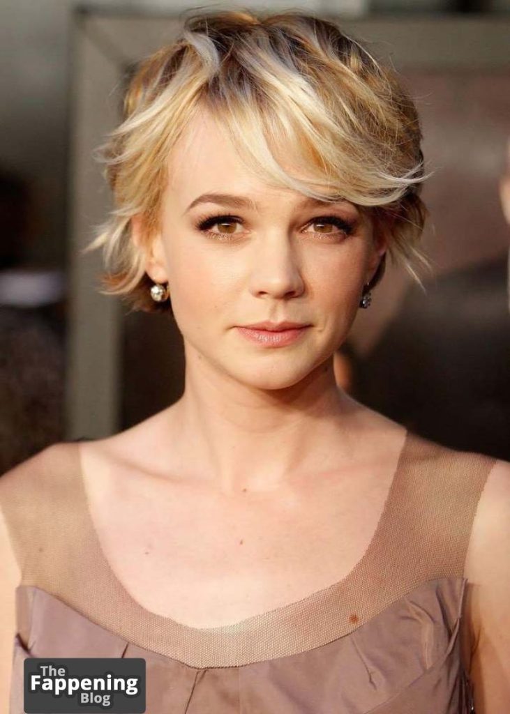 Carey Mulligan Nude & Sexy Collection (40 Photos + Videos) 8