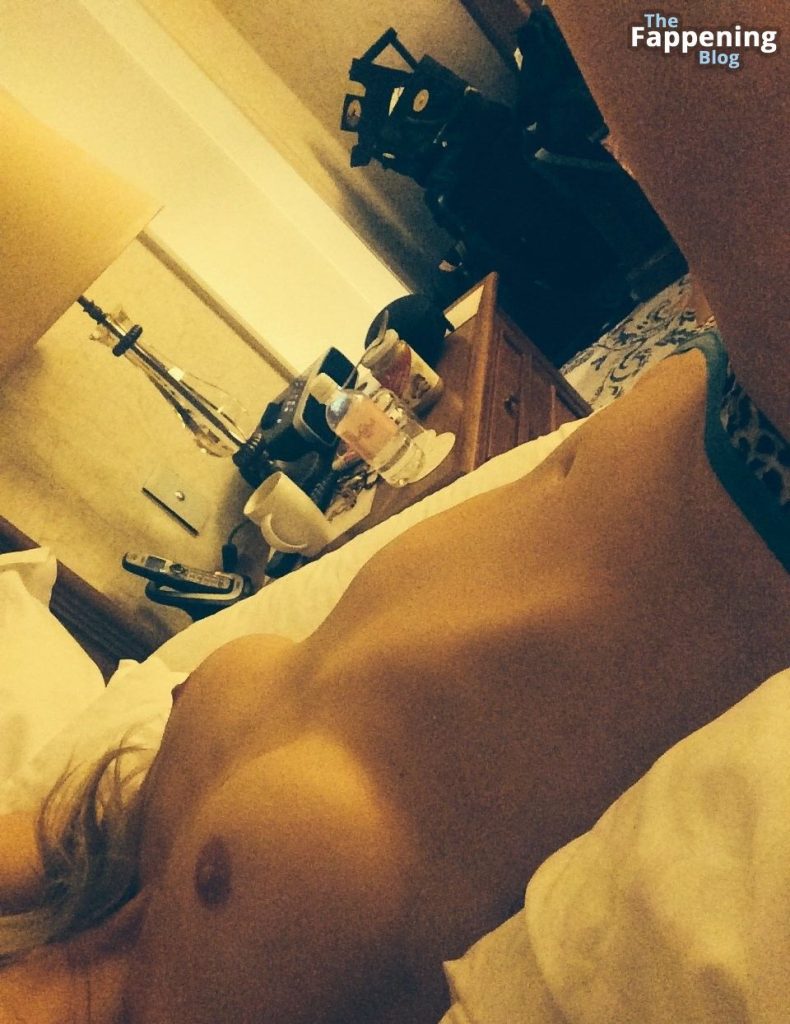 Ellie Goulding Nude (43 Photos) 41