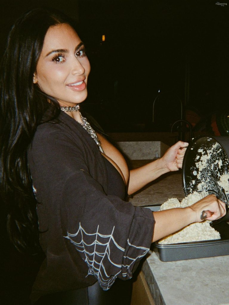 Kim Kardashian Shows Off Her Huge Boobs at Coachella (20 Photos) 13