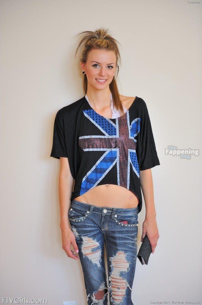 Kourtney Scarlett Nude & Sexy Collection (20 Photos) 5