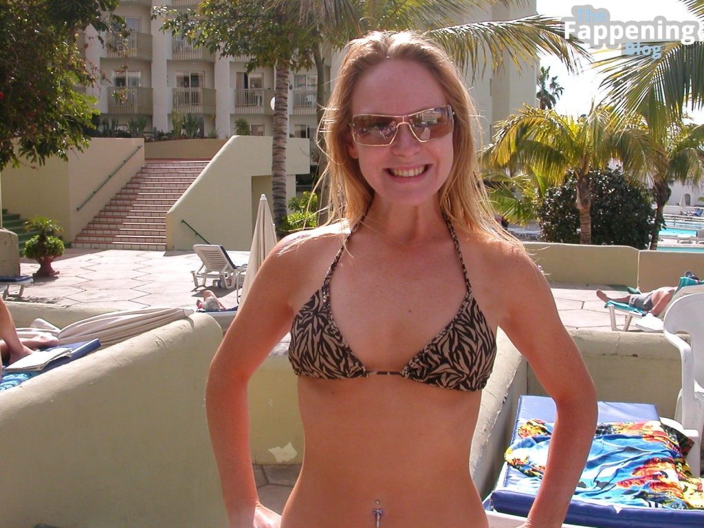 Michelle Hardwick Sexy Leaked (4 Photos) 2