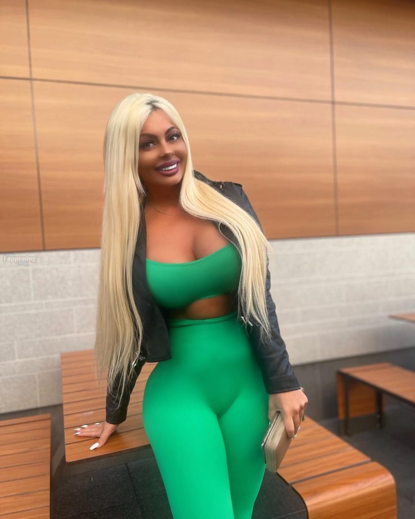 Naida Karic Sexy (11 Photos) 3