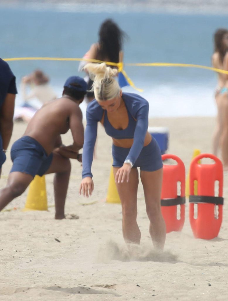 Olivia Dunne Shows Off Her Cameltoe, Ass and Legs on the Beach in Santa Monica (49 Photos) 23