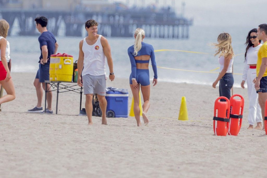 Olivia Dunne Shows Off Her Cameltoe, Ass and Legs on the Beach in Santa Monica (49 Photos) 48