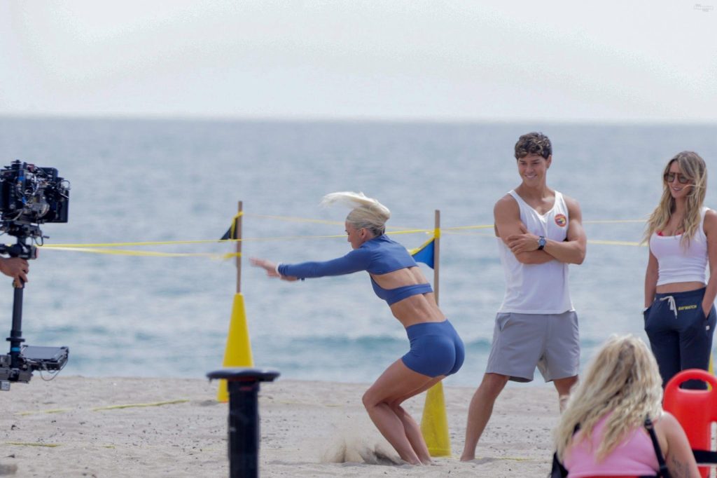 Olivia Dunne Shows Off Her Cameltoe, Ass and Legs on the Beach in Santa Monica (49 Photos) 4
