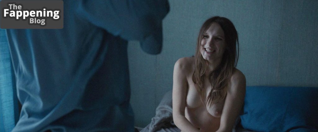 Ana Girardot Nude & Sexy Collection (22 Pics) 17