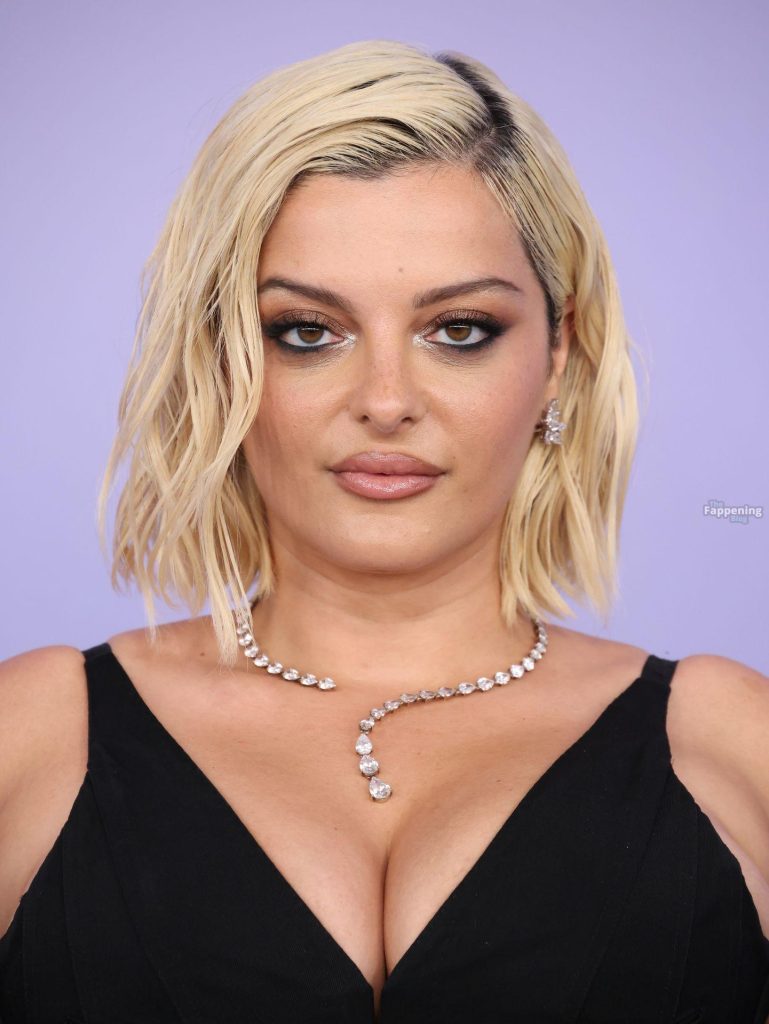 Bebe Rexha Shows Off Her Curvy Figure at the 52nd Annual American Music Awards (63 Photos) 3