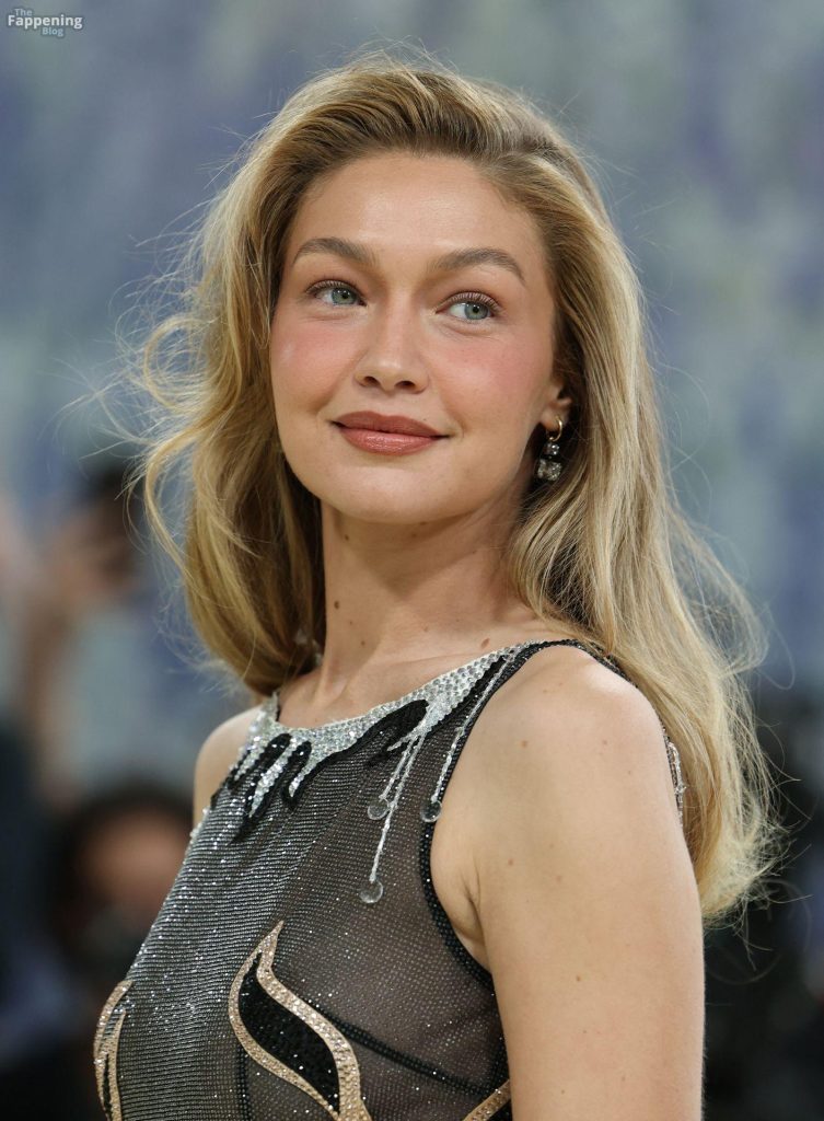 Gigi Hadid Goes Braless in a See-Through Dress for the 2026 Met Gala (123 Photos) 58
