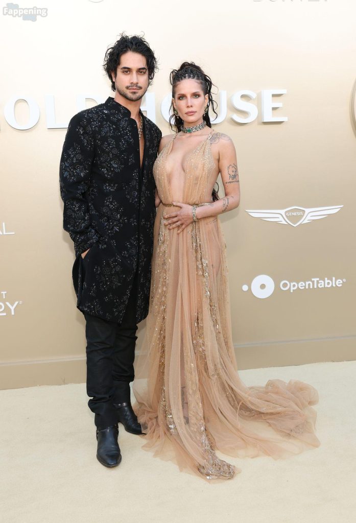 Halsey Flashes Her Nude Tits in a See-Through Dress (47 Photos) 44