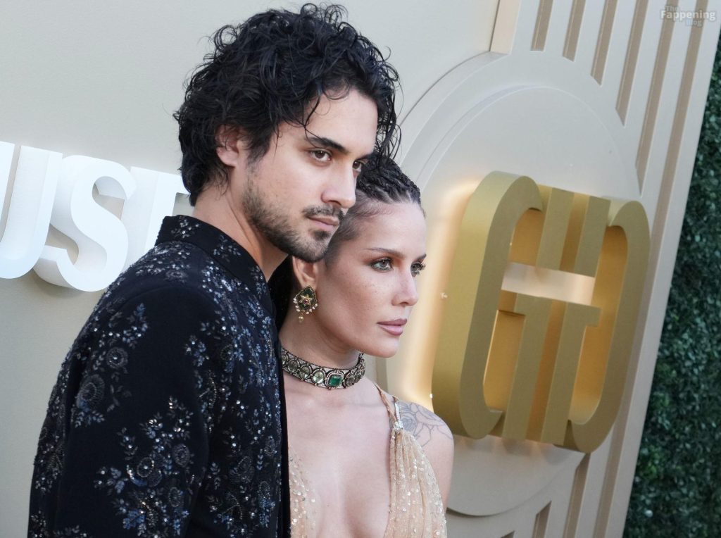Halsey Flashes Her Nude Tits in a See-Through Dress (47 Photos) 39