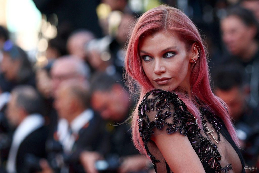 Stella Maxwell Looks Hot in a Gucci Dress at the Cannes Closing Ceremony (63 Photos) 31
