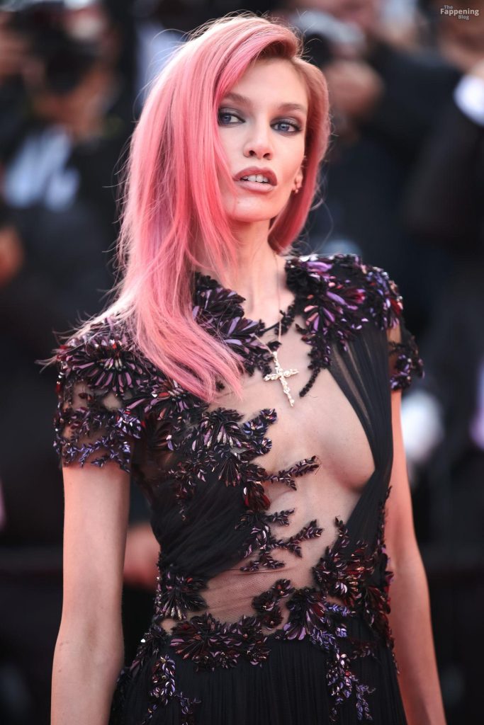 Stella Maxwell Looks Hot in a Gucci Dress at the Cannes Closing Ceremony (63 Photos) 15